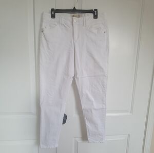 Democracy Brand Size 10 White jeans